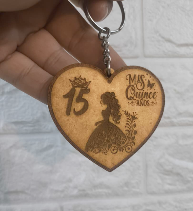 Llavero en Forma de Corazón para 15 Años